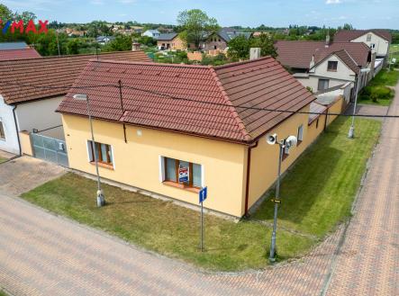 Pohled na dům | Prodej - dům/vila, 91 m²