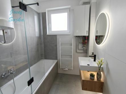 koupelna.jpg | Prodej bytu, 3+1, 95 m²