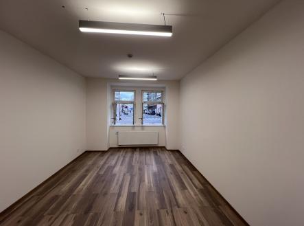 Pronájem - obchodní prostor, 50 m²