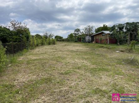 foto: 4 | Prodej - pozemek, zahrada, 935 m²