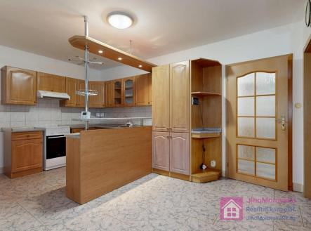 foto: 4 | Prodej - dům/vila, 275 m²