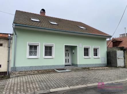 Prodej - dům/vila, 275 m² obrázek