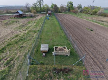 foto: 2 | Prodej - pozemek, zahrada, 619 m²