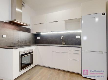 foto: 1 | Pronájem bytu, 2+kk, 42 m²