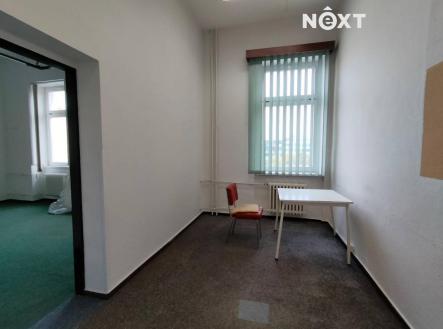 Pronájem bytu, atypický, 195 m²
