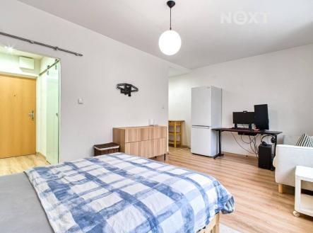 Pronájem bytu, 1+kk, 31 m²