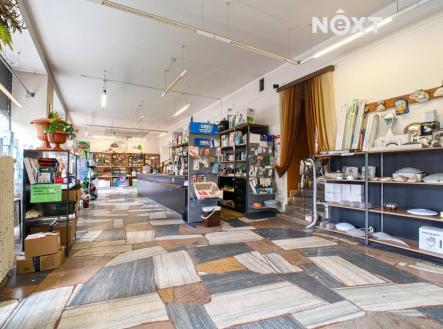 Prodej - komerční objekt, obchodní centrum, 206 m²