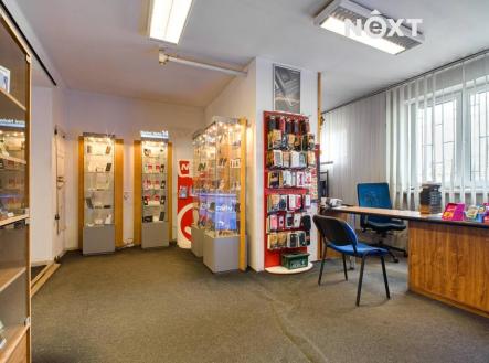 Prodej - komerční objekt, obchodní centrum, 206 m²