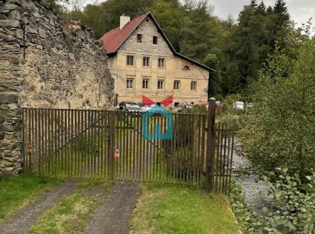 Prodej - dům/vila, 280 m²