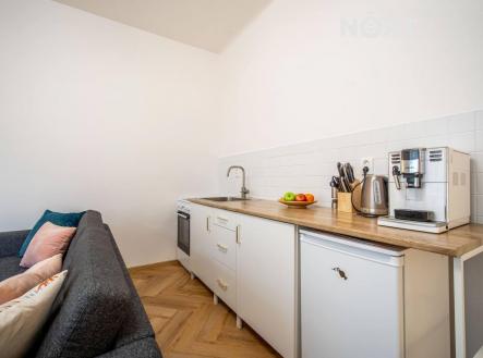 Pronájem bytu, 1+kk, 29 m²