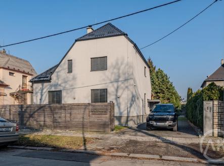 Prodej - dům/vila, 350 m² obrázek