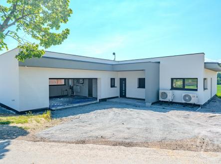 Prodej - dům/vila, 205 m² obrázek