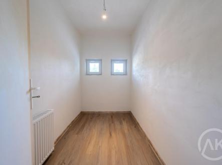 _IMG3880-HDR-Edit.jpg | Pronájem - kanceláře, 16 m²