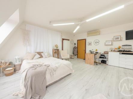 _IMG7086-HDR-Edit.jpg | Pronájem - kanceláře, 45,1 m²