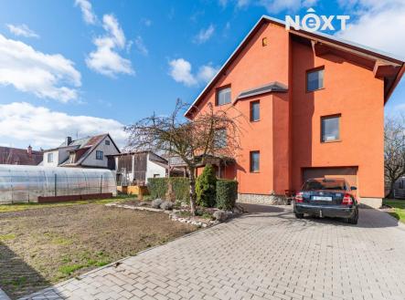 Prodej - dům/vila, 176 m²
