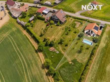 Prodej - pozemek pro bydlení, 1 300 m²