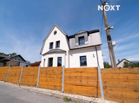Prodej - dům/vila, 274 m²