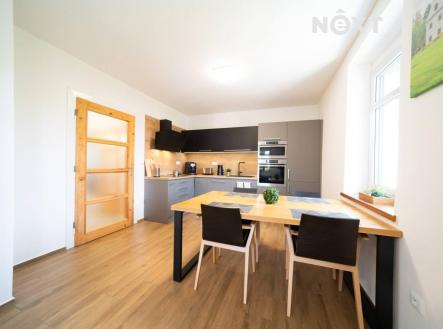 Prodej - dům/vila, 274 m²