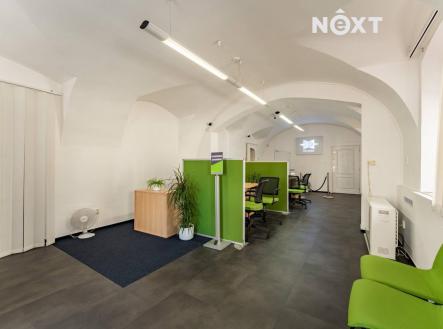 Prodej - komerční objekt, obchodní centrum, 89 m²