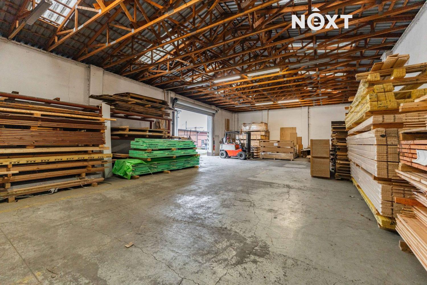 Prodej komerční Sklady, 283㎡