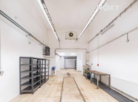 Pronájem - komerční objekt, sklad, 400 m²