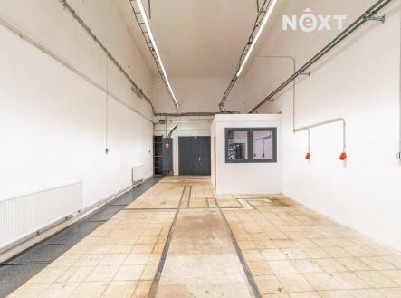 Pronájem - komerční objekt, sklad, 400 m²