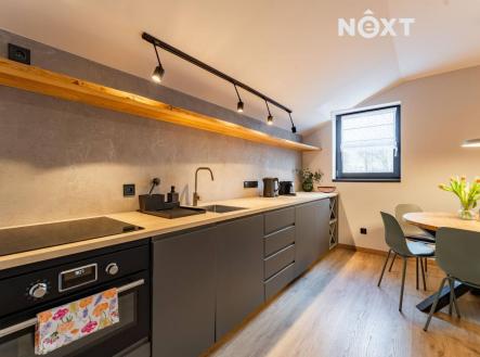 Prodej - komerční objekt, jiný, 1 155 m²