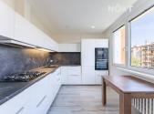 Pronájem bytu, 3+1, 77 m²