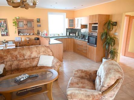 . | Prodej - dům/vila, 98 m²