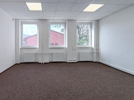 . | Pronájem - kanceláře, 102 m²