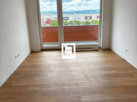 IMG-20250604-WA0042 | Pronájem bytu, 1+kk, 32 m²