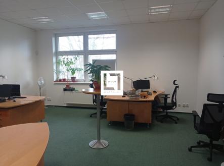 WhatsApp Image 2024-01-10 at 13.31.23 (2) | Pronájem - kanceláře, 68 m²