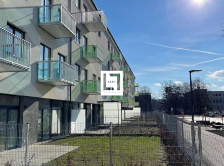 WhatsApp Image 2022-03-29 at 11.44.18 | Pronájem bytu, 3+kk, 71 m²