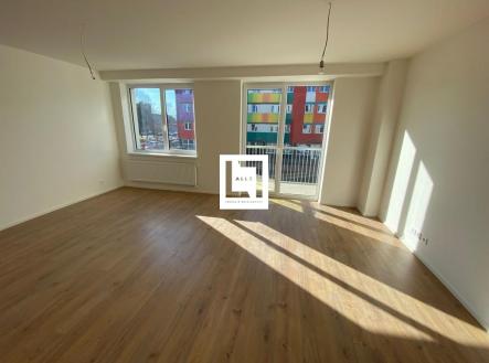 WhatsApp Image 2022-03-29 at 11.44.18 (10) | Pronájem bytu, 3+kk, 71 m²