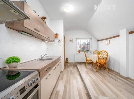 Prodej - dům/vila, 230 m²