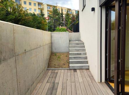 Pronájem bytu, 1+kk, 60 m² obrázek
