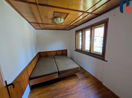 6 | Prodej - dům/vila, 130 m²