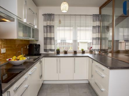 Prodej domu Zeleneč_kuchyňský kout | Prodej - dům/vila, 97 m²