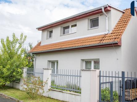Prodej domu Zeleneč | Prodej - dům/vila, 97 m²