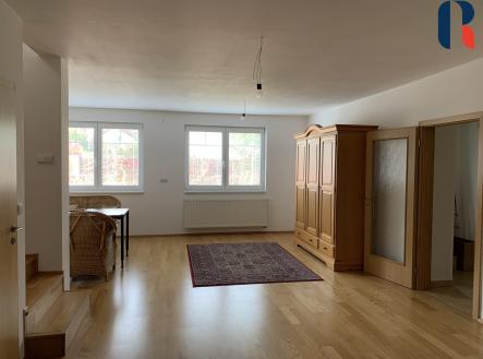 2(2)_Přízemi - mistnost_1.2_(3) | Pronájem - dům/vila, 173 m²