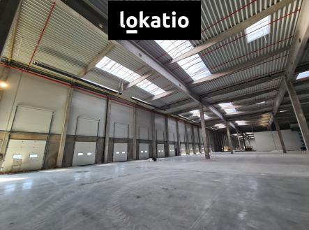 Pronájem - komerční objekt, sklad, 11 000 m²