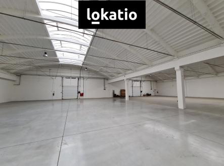 Pronájem - komerční objekt, sklad, 1 213 m²