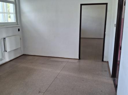 IMG-20250912-WA0025 | Pronájem - komerční objekt, sklad, 330 m²