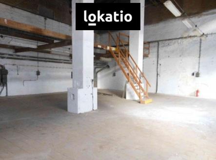 H8 | Pronájem - komerční objekt, sklad, 396 m²
