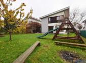 Pronájem - dům/vila, 142 m²