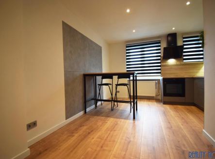 01.JPG | Pronájem bytu, 2+1, 70 m²