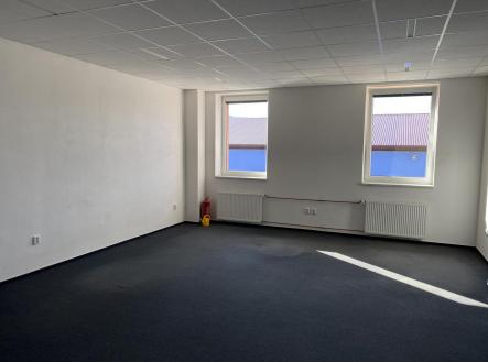 Pronájem - kanceláře, 42 m²