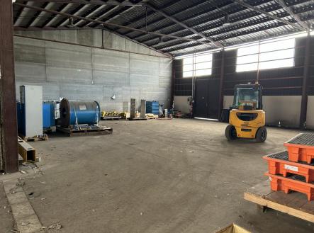 hala2.jpg | Pronájem - skladovací prostor, 300 m²