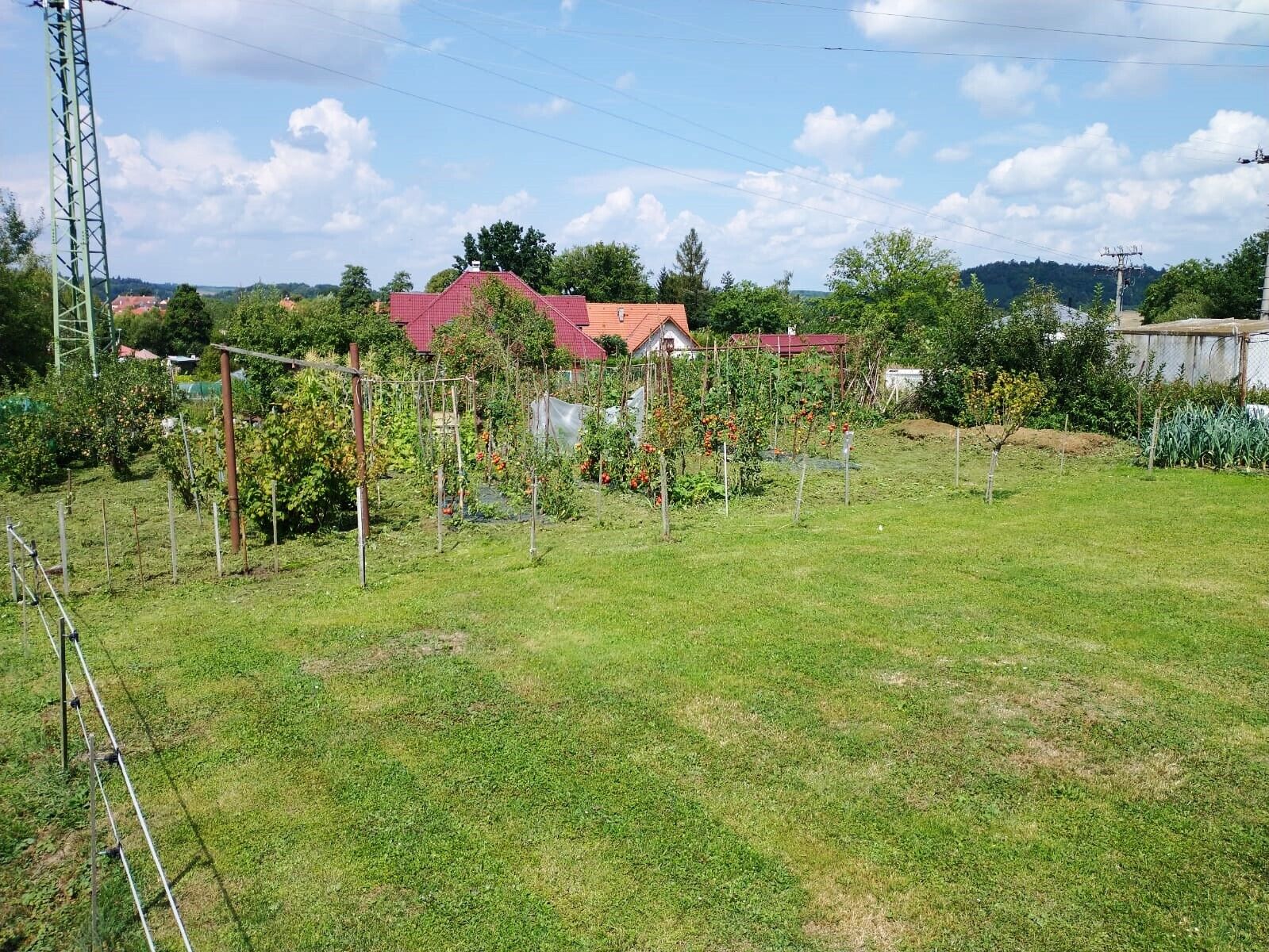 Prodej zahrádky 453m² na okraji obce v zahrádkářské kolonii