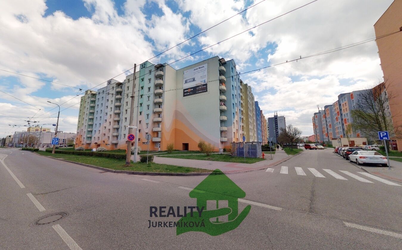 Prodej bytu 2+KK s balkonem v OV, ul. J. Bendy v Českých Budějovicích